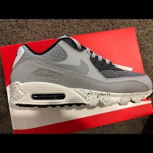 New size 10 Nike Air Max 90, Wolf Grey/Black